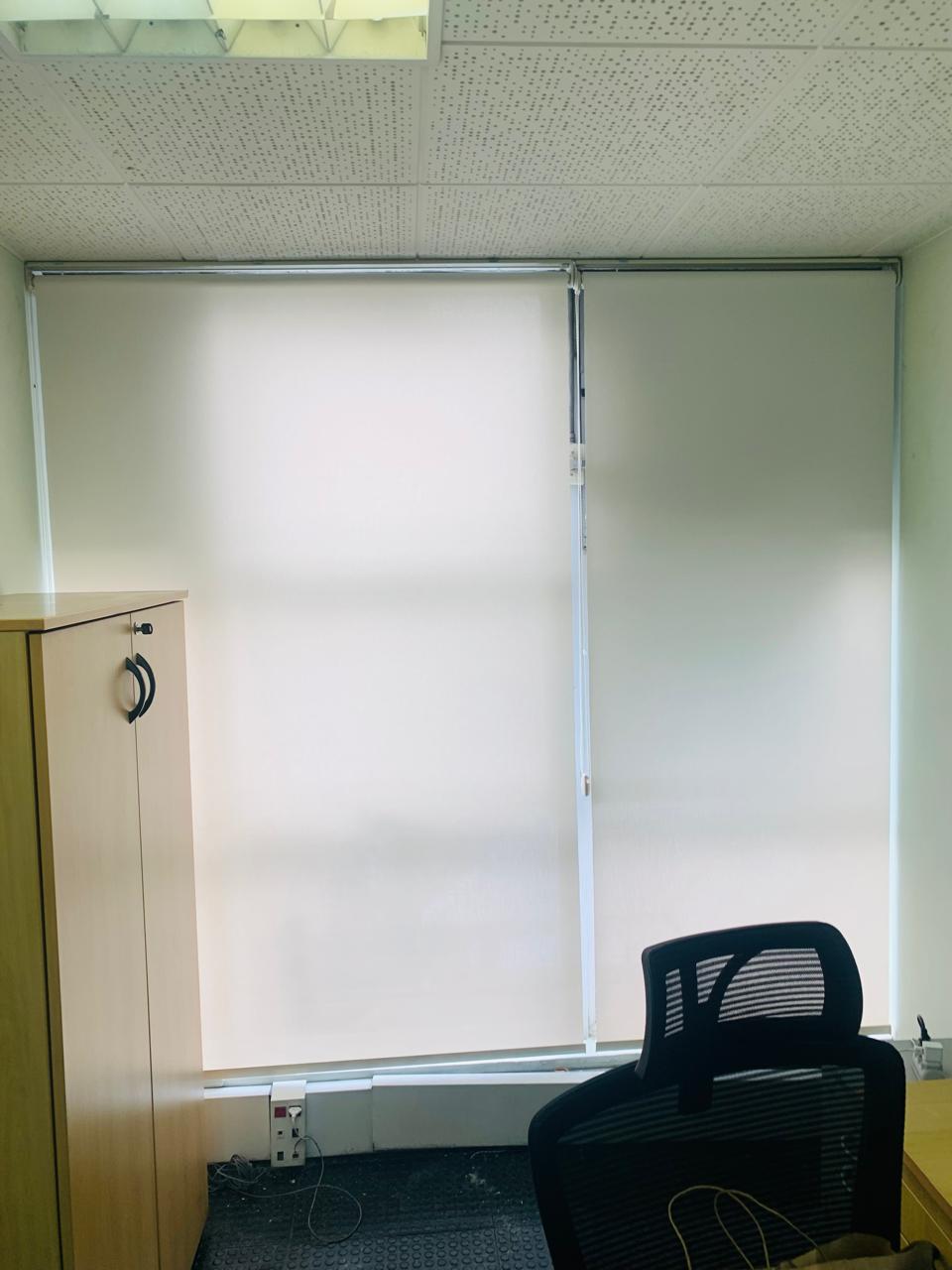 Persiana Rolô Tela Solar Translúcida 060126 (9)